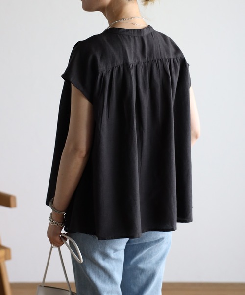 Fizz(フィズ)の「【Fizz/フィズ】 綿麻ミックス スタンドカラーノースリーブギャザーブラウス(シャツ/ブラウス・レディース・ベージュ/カーキ/チャコール/キナリ・M)」の19枚目の写真