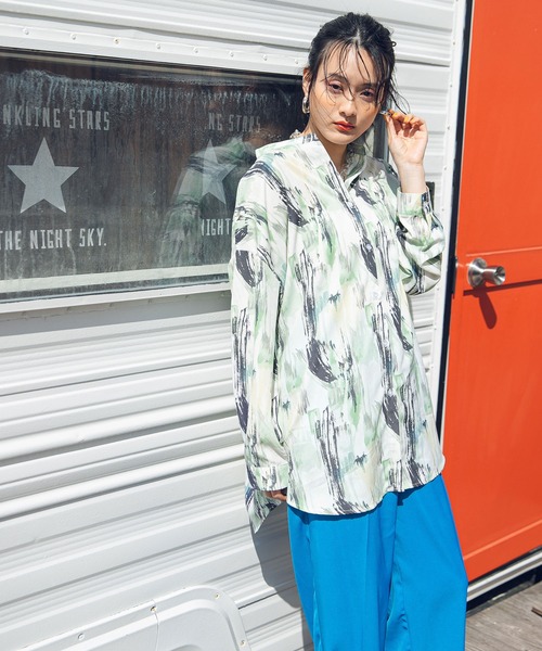 bohmal(ボマール)の「バックオープンバンドカラーデザインシャツ(シャツ/ブラウス・レディース・ブルー/グリーン・FREE)」の12枚目の写真