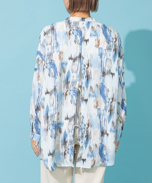 bohmal(ボマール)の「バックオープンバンドカラーデザインシャツ(シャツ/ブラウス・レディース・ブルー/グリーン・FREE)」の14枚目の写真