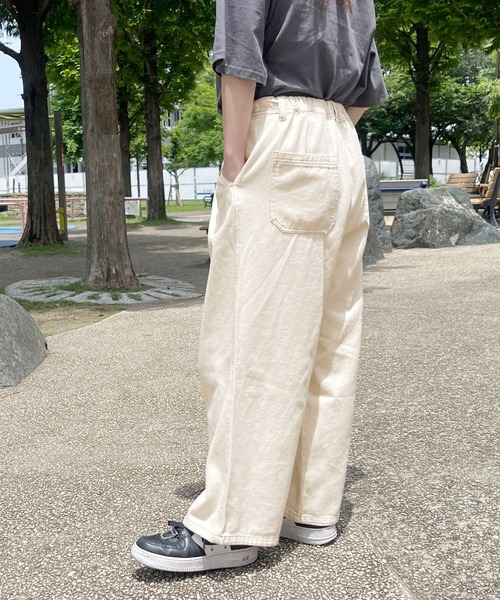 PairPair（ペアペア）の「イージーワイドパンツ(ユニセックス)（その他パンツ・メンズ・アイボリー/ケミカルウォッシュ・MEDIUM/LARGE）」の5枚目の写真