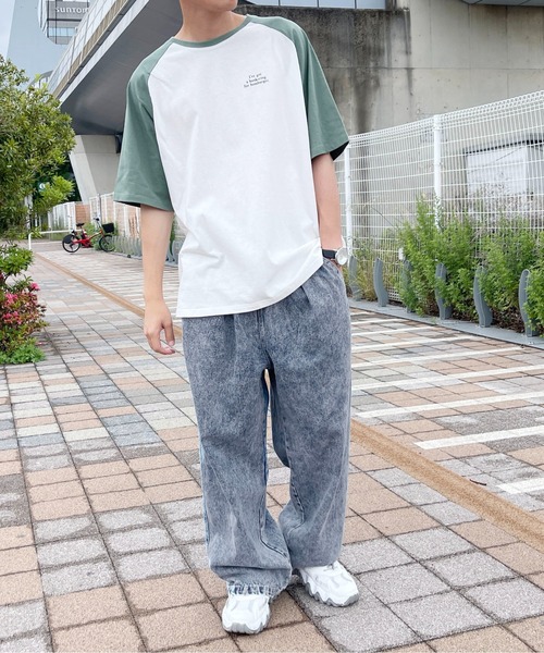 PairPair（ペアペア）の「イージーワイドパンツ(ユニセックス)（その他パンツ・メンズ・アイボリー/ケミカルウォッシュ・MEDIUM/LARGE）」の10枚目の写真