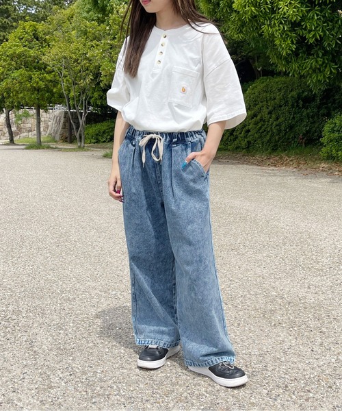 PairPair（ペアペア）の「イージーワイドパンツ(ユニセックス)（その他パンツ・メンズ・アイボリー/ケミカルウォッシュ・MEDIUM/LARGE）」の22枚目の写真