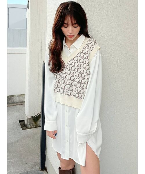 GYDA（ジェイダ）の「SIMPLE LOOSE シャツ（シャツ/ブラウス・レディース・アイボリー/オフホワイト・FREE）」の4枚目の写真