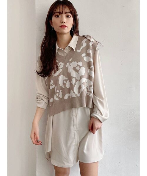 GYDA（ジェイダ）の「SIMPLE LOOSE シャツ（シャツ/ブラウス・レディース・アイボリー/オフホワイト・FREE）」の3枚目の写真