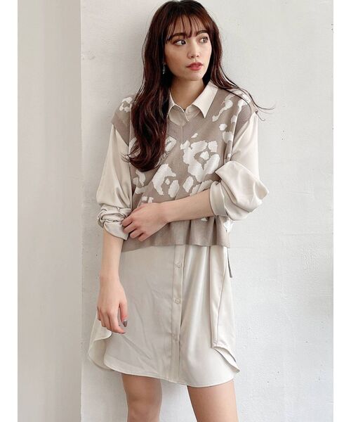 GYDA（ジェイダ）の「SIMPLE LOOSE シャツ（シャツ/ブラウス・レディース・アイボリー/オフホワイト・FREE）」の8枚目の写真