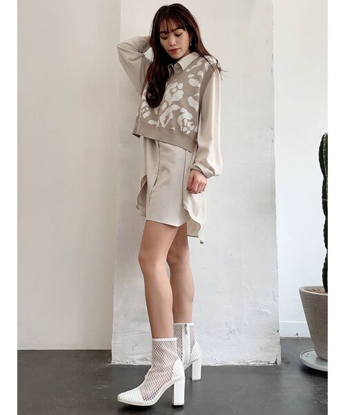 GYDA（ジェイダ）の「SIMPLE LOOSE シャツ（シャツ/ブラウス・レディース・アイボリー/オフホワイト・FREE）」の5枚目の写真