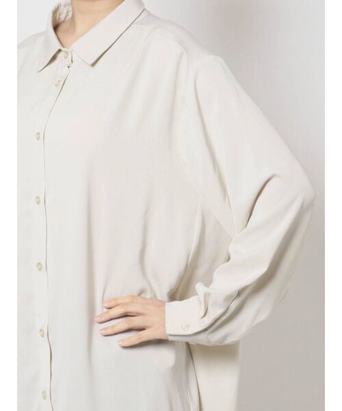GYDA（ジェイダ）の「SIMPLE LOOSE シャツ（シャツ/ブラウス・レディース・アイボリー/オフホワイト・FREE）」の16枚目の写真