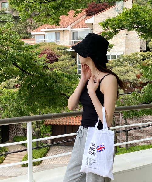 by muni:r（バイ ムニール）の「ソフトリブキャミソール（キャミソール・レディース・アイボリー/ブラック/グレー/ベージュ・FREE）」の5枚目の写真