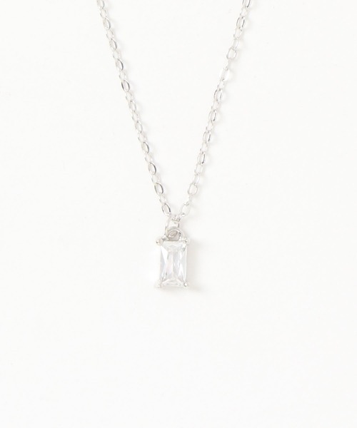 Geel(ギール)の「Geel/Silver925 スクエアビジューネックレス(ネックレス・レディース・シルバー/ゴールド・FREE)」の3枚目の写真