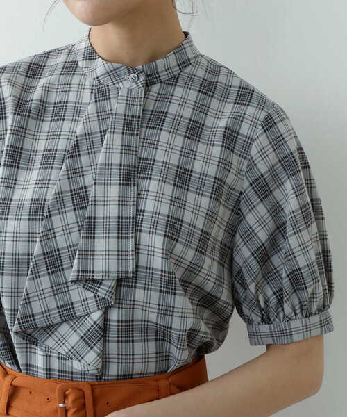 N.（N. Natural Beauty Basic）（エヌエヌナチュラルビューティーベーシック）の「◆ボウタイ風パフ袖チェックブラウス（シャツ/ブラウス・レディース・グレー系その他/ブラウン系その他・MEDIUM）」の21枚目の写真
