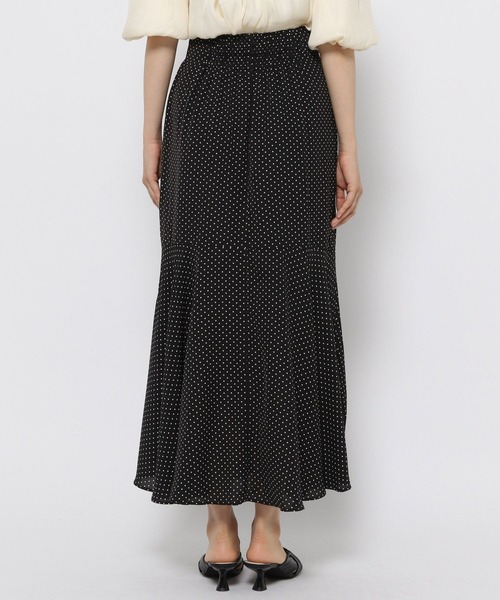 mysty woman（ミスティウーマン）の「ドット柄マーメイドスカート 297619（スカート・レディース・ホワイト/ブラック/ベージュ・FREE）」の12枚目の写真