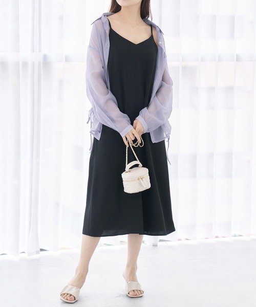 Lamoa(ラモア)の「Lamoa/Vネック キャミソールワンピース(ワンピース・レディース・ブラック/ベージュ/グレー/ピンク/ブルー/グリーン/アイボリー・FREE)」の13枚目の写真