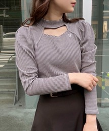 one after another NICE CLAUP | 前後着用可能　刺しゅうハイネックトップス(Tシャツ/カットソー)