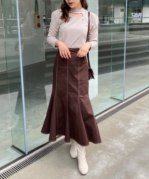 one after another NICE CLAUP（ワンアフターアナザーナイスクラップ）の「刺しゅうハイネックトップス（Tシャツ/カットソー・レディース・ブラック/オフホワイト/ブラウン系その他/ピンクベージュ・FREE）」の19枚目の写真