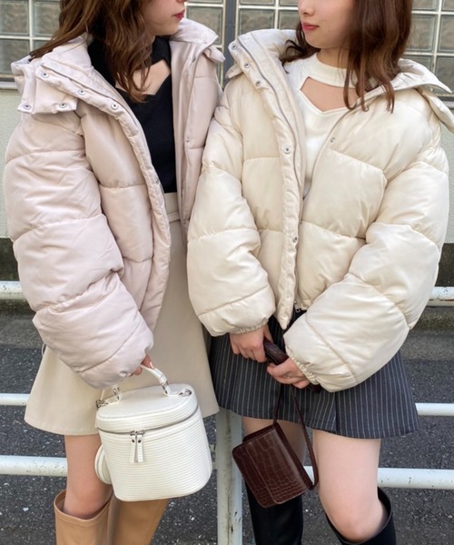 one after another NICE CLAUP（ワンアフターアナザーナイスクラップ）の「刺しゅうハイネックトップス（Tシャツ/カットソー・レディース・ブラック/オフホワイト/ブラウン系その他/ピンクベージュ・FREE）」の12枚目の写真