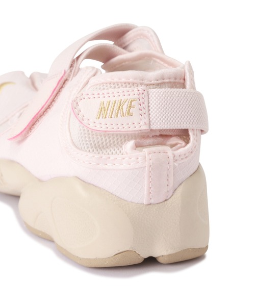 NIKE(ナイキ)の「(NIKE)ナイキ エア リフト ブリーズ(サンダル・レディース・ピンク/ホワイト・24.0/23/25.0)」の7枚目の写真