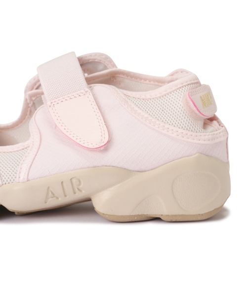 NIKE(ナイキ)の「(NIKE)ナイキ エア リフト ブリーズ(サンダル・レディース・ピンク/ホワイト・24.0/23/25.0)」の8枚目の写真