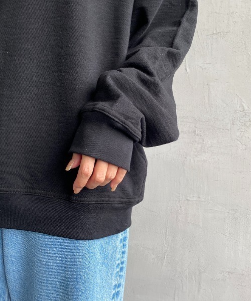 CHUMS（チャムス）の「[CHUMS/チャムス] キーストーン ドロップショルダークルーネックスウェット（スウェット・レディース・ブラック/グレー/ベージュ・M/L）」の17枚目の写真