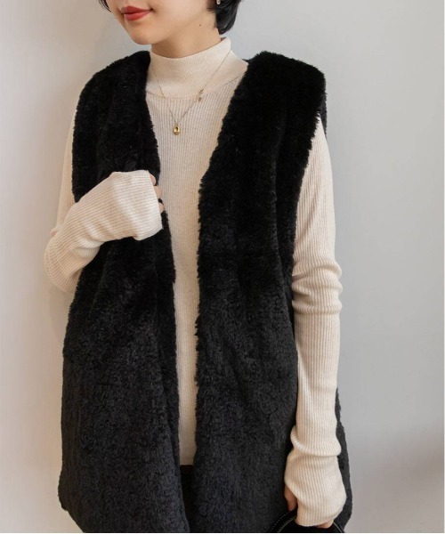 RANDA（ランダ）の「フェイクファーベスト（その他アウター）」 - WEAR