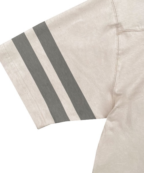 Innoent Rcjed Back INNOCENT(イノセント)の「【W】【it】【UNNY by maro】BACK ARCH LOGO FOOTBALL TEE(Tシャツ ...