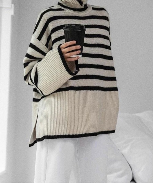 ibeul_（イベール）の「ボーダータートルネックフレアニット（ニット/セーター・レディース・ホワイト/ブラック・FREE）」の8枚目の写真