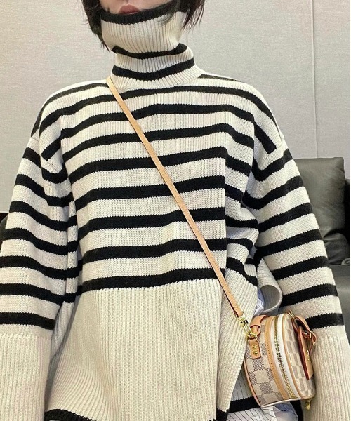 ibeul_（イベール）の「ボーダータートルネックフレアニット（ニット/セーター・レディース・ホワイト/ブラック・FREE）」の10枚目の写真