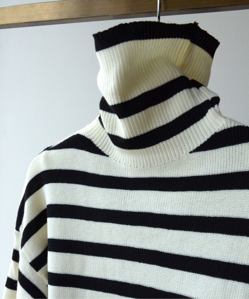 ibeul_（イベール）の「ボーダータートルネックフレアニット（ニット/セーター・レディース・ホワイト/ブラック・FREE）」の16枚目の写真