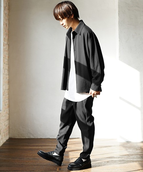 MinoriTY（マイノリティ）の「セットアップコーデ3点セット ドルマンシャツ＋インナー＋テーパードパンツ（セットアップ・メンズ・ブラック/ブラウン/ブラウン系その他/ブルー系その他/グレイッシュブルー・M/L）」の12枚目の写真