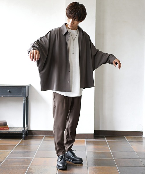 MinoriTY（マイノリティ）の「セットアップコーデ3点セット ドルマンシャツ＋インナー＋テーパードパンツ（セットアップ・メンズ・ブラック/ブラウン/ブラウン系その他/ブルー系その他/グレイッシュブルー・M/L）」の9枚目の写真