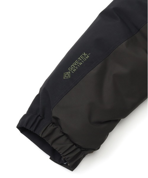 CHUMS（チャムス）の「CHUMS/チャムス ダウンジャケット パネルカラージャケット/防水 フェザーダウン/ゴアテックスインフィニアムダウンジャケット/CH04-1316（ダウンジャケット/コート・メンズ・ネイビー/ブラック×カーキ/ブラック・M/L/XL）」の9枚目の写真