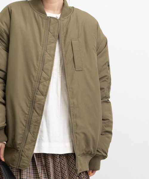 POU DOU DOU（プードゥドゥ）の「MA-1中綿ブルゾン（MA-1・レディース・オリーブ/アイボリー/ブラック・3）」の11枚目の写真
