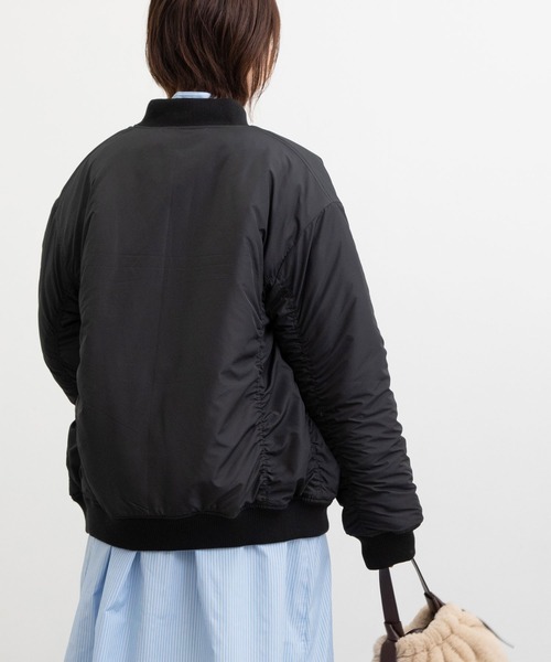 POU DOU DOU（プードゥドゥ）の「MA-1中綿ブルゾン（MA-1・レディース・オリーブ/アイボリー/ブラック・3）」の15枚目の写真