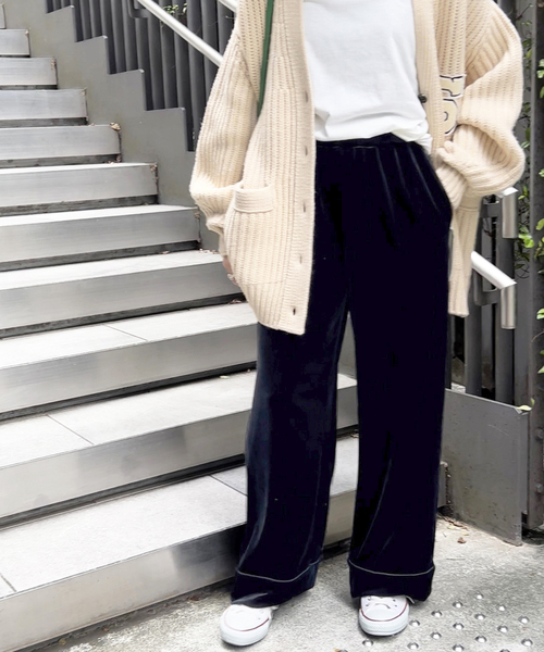 Spick & Span(スピックアンドスパン)の「ストレッチベロアイージーパンツ(その他パンツ・レディース・ネイビー/イエロー・38/36)」の11枚目の写真