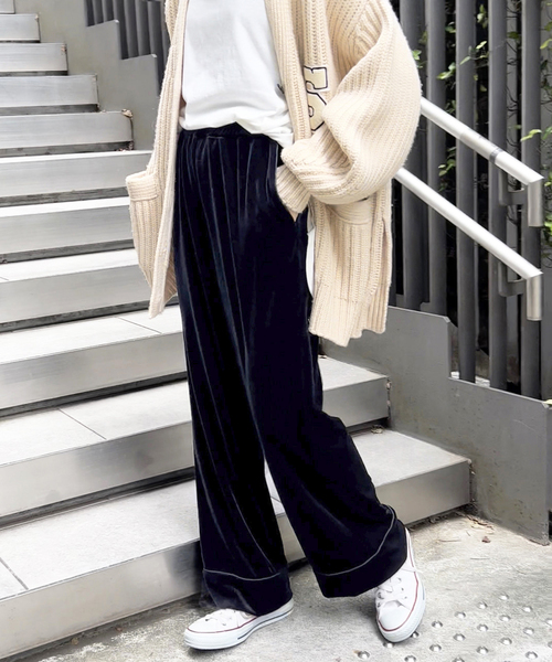 Spick & Span(スピックアンドスパン)の「ストレッチベロアイージーパンツ(その他パンツ・レディース・ネイビー/イエロー・38/36)」の7枚目の写真