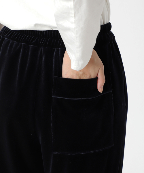 Spick & Span(スピックアンドスパン)の「ストレッチベロアイージーパンツ(その他パンツ・レディース・ネイビー/イエロー・38/36)」の6枚目の写真