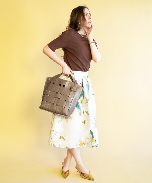 U（ユー）の「フネートル メッシュ編みトートバッグ（ビジネスバッグ・レディース・ボルドー/キャメル/グレー系その他/ブラック/ブルー/アイボリー・FREE）」の10枚目の写真