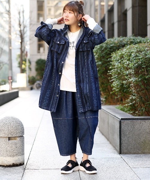 チチカカ(チチカカ)の「エッグバルーンパンツ(その他パンツ・レディース・インディゴブルー/ホワイト/カーキ/ブルー・FREE)」の5枚目の写真