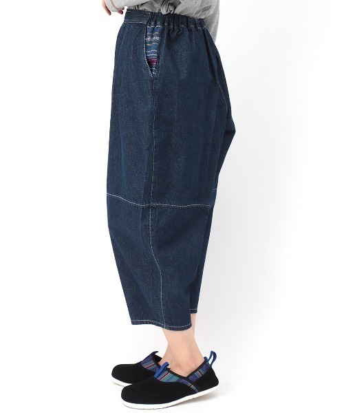 チチカカ(チチカカ)の「エッグバルーンパンツ(その他パンツ・レディース・インディゴブルー/ホワイト/カーキ/ブルー・FREE)」の9枚目の写真