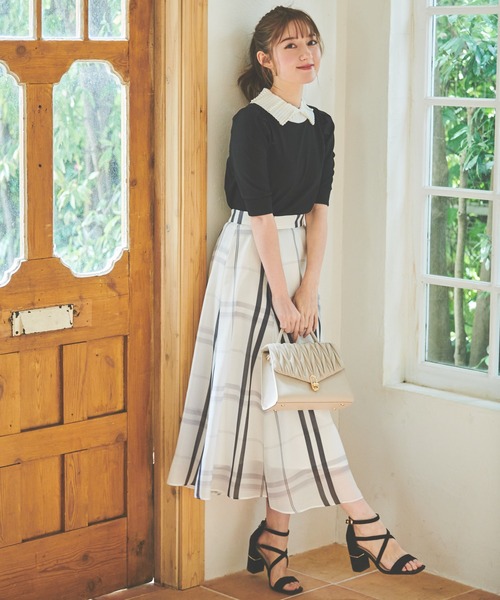 NOELA（ノエラ）の「衿パール配色ニット（ニット/セーター・レディース・グレー/ブラック/ピンク・フリー）」の6枚目の写真