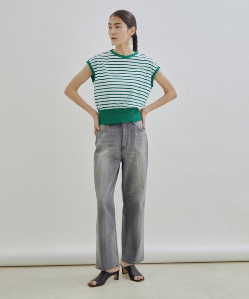 SALON adam et rope'（サロン アダム エ ロペ）の「【WEB・一部店舗限定】フレンチスリーブクロップドTシャツ/無地・ボーダー（Tシャツ/カットソー・レディース・グリーン系その他/ブラック/ベージュ/オフホワイト・FREE）」の13枚目の写真