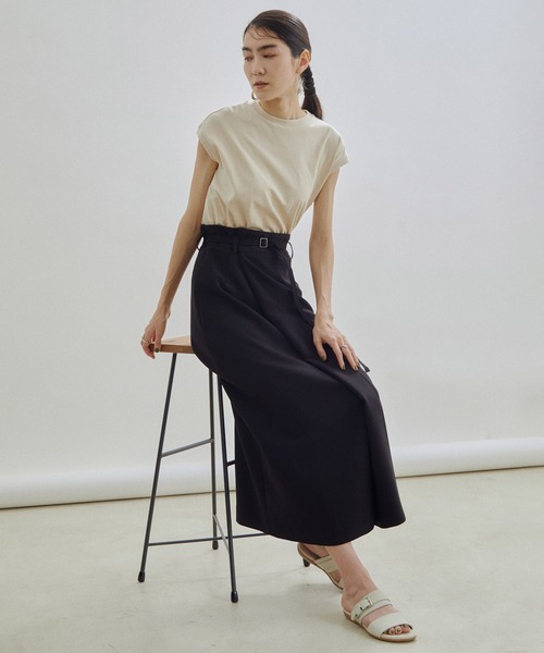 SALON adam et rope'（サロン アダム エ ロペ）の「【WEB・一部店舗限定】フレンチスリーブクロップドTシャツ/無地・ボーダー（Tシャツ/カットソー・レディース・グリーン系その他/ブラック/ベージュ/オフホワイト・FREE）」の14枚目の写真