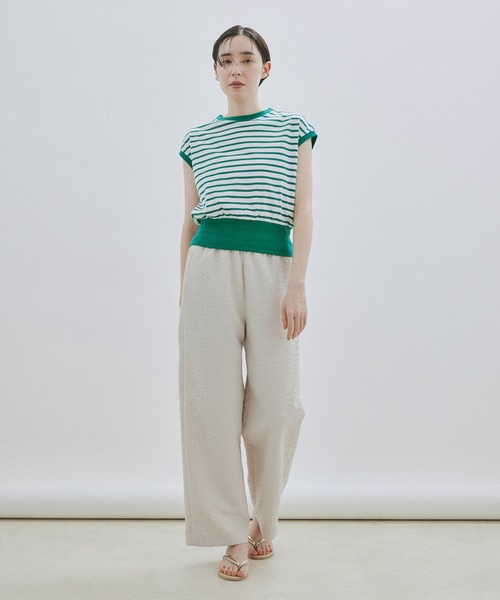 SALON adam et rope'（サロン アダム エ ロペ）の「【WEB・一部店舗限定】フレンチスリーブクロップドTシャツ/無地・ボーダー（Tシャツ/カットソー・レディース・グリーン系その他/ブラック/ベージュ/オフホワイト・FREE）」の7枚目の写真