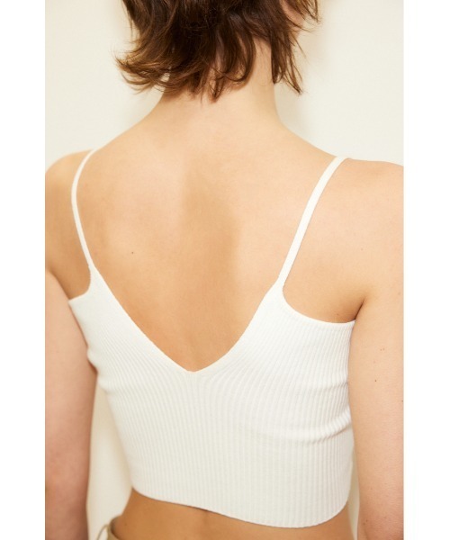 THROW by SLY（スローバイスライ）の「THROW CROP 2WAY RIB CAMI クロップド丈 2ウェイ リブキャミ ニットキャミソール（キャミソール・レディース・カーキ/ブラック/アイボリー・FREE）」の15枚目の写真
