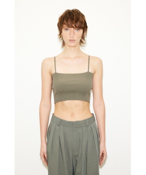 THROW by SLY（スローバイスライ）の「THROW CROP 2WAY RIB CAMI クロップド丈 2ウェイ リブキャミ ニットキャミソール（キャミソール・レディース・カーキ/ブラック/アイボリー・FREE）」の8枚目の写真