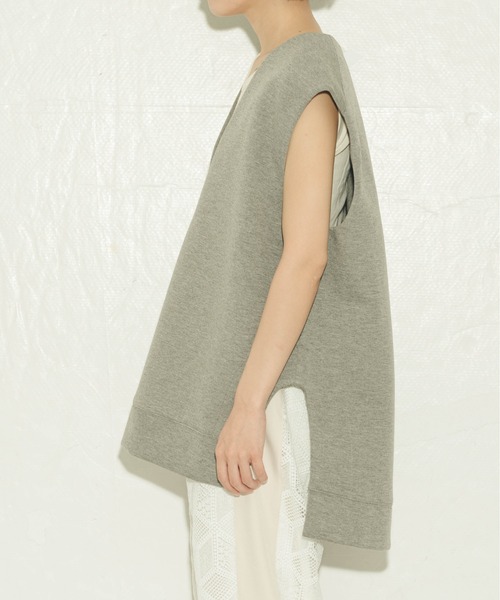 シニヨン　ダンボールベスト CHIGNON（シニヨン）の「CHIGNON ダンボールベストプルオーバー