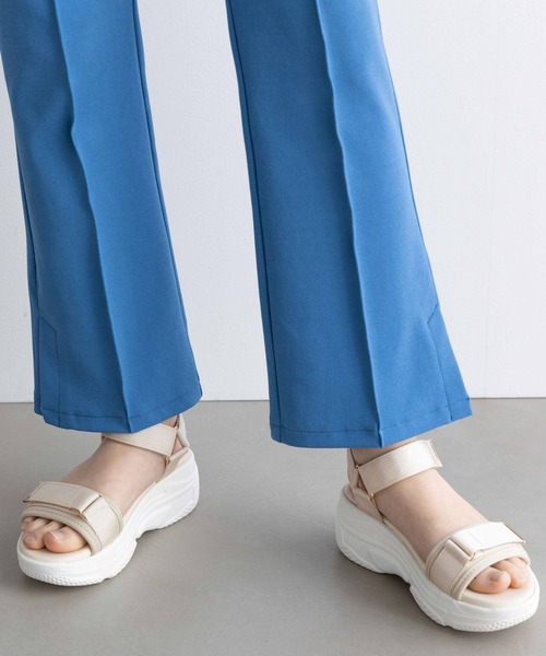 GLOBAL WORK（グローバルワーク）の「モテシャレ厚底サンダル/AND YUA ANY/181941（サンダル・キッズ・オフホワイト/ブラック・MEDIUM/SMALL）」の13枚目の写真