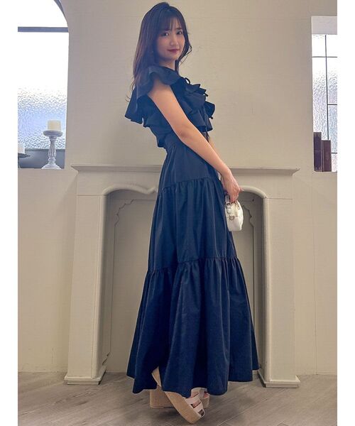 dazzlin（ダズリン）の「【鈴木愛理コラボ】ボタンティアードロング