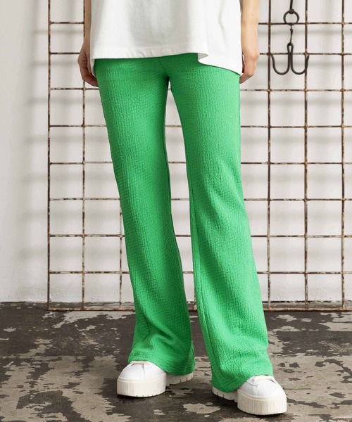 PBLIM(ページボーイリム)の「PAGEBOYLIM/フクレジャガードフレアパンツ(その他パンツ・レディース・ブラック/オフホワイト/グリーン・FREE)」の3枚目の写真