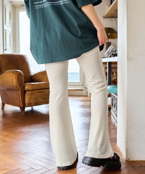 PBLIM(ページボーイリム)の「PAGEBOYLIM/フクレジャガードフレアパンツ(その他パンツ・レディース・ブラック/オフホワイト/グリーン・FREE)」の6枚目の写真