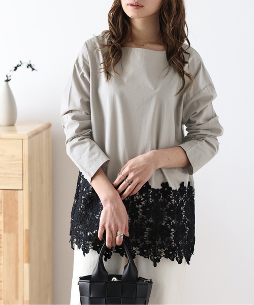 La-gemme（ラジェム）の「花柄レーストップス（Tシャツ/カットソー・レディース・グレー/ブラック/ベージュ系その他/ミント・M/L）」の3枚目の写真